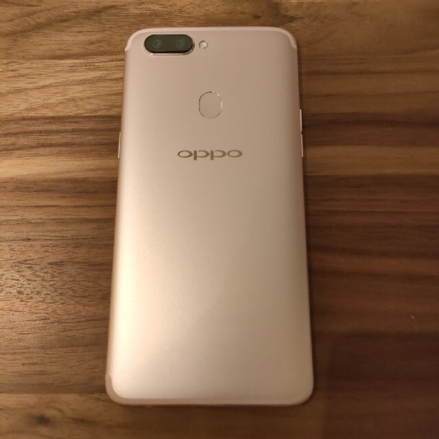 OPPO(オッポ)のOPPO R11S （シャンパン） スマホ/家電/カメラのスマートフォン/携帯電話(スマートフォン本体)の商品写真