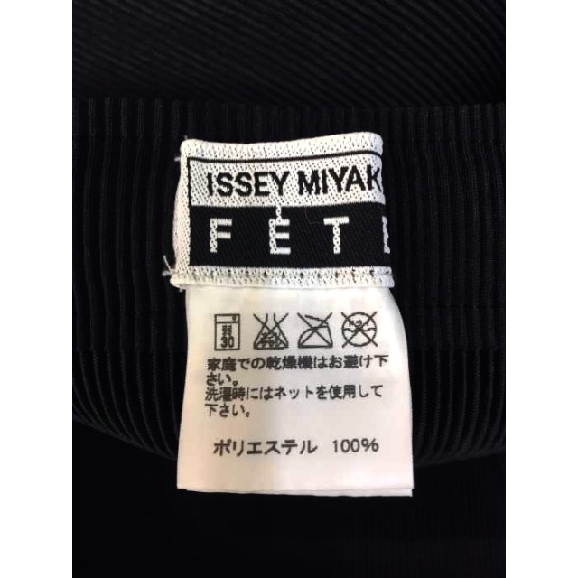 ISSEY MIYAKE FETE(イッセイミヤケ) プリーツタイトスカート レディースのスカート(その他)の商品写真