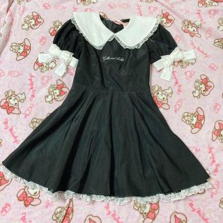 Swankiss(ワンピース ・ ブラック/黒色系)のフリマアイテム一覧 Swankiss(ワンピース ・ ブラック/黒色系)のフリマアイテム一覧