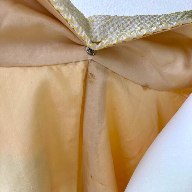 振袖　明るい印象　花柄刺繍　黄色　上品 レディースの水着/浴衣(振袖)の商品写真