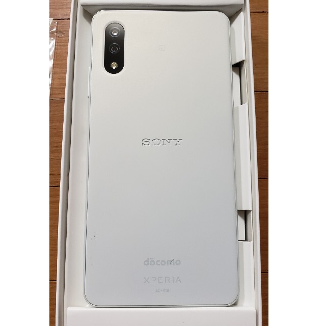 SONY Xperia Ace II SO-41B ホワイト 新品 SONY Xperia Ace II SO-41B ホワイト 新品