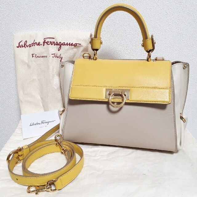 美品 Ferragamo サルヴァトーレフェラガモ ソフィア 2WAYバッグ