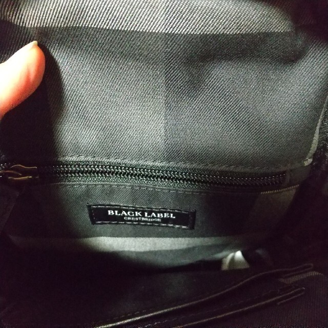 BLACK LABEL CRESTBRIDGE(ブラックレーベルクレストブリッジ)のBLACKLABEL CRESTBRIDGE ソフトレザーボディバッグ 極美品 メンズのバッグ(ボディーバッグ)の商品写真