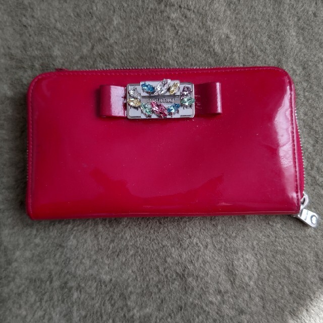 miumiu　財布　ビジューレディース