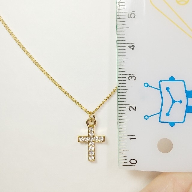 クロス(十字架)のネックレスゴールド　ハンドメイド レディースのアクセサリー(ネックレス)の商品写真