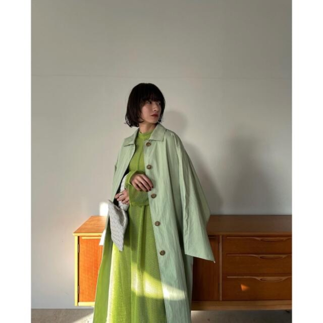 STUDIOUS(ステュディオス)のクラネ正規品！新品紙タグ付き★BACK FRILL SINGLE COATコート レディースのジャケット/アウター(トレンチコート)の商品写真