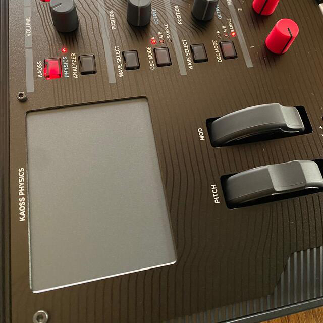 KORG(コルグ)のKORG modwave ウェーブテーブル シンセサイザー 楽器の鍵盤楽器(キーボード/シンセサイザー)の商品写真