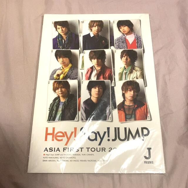 Hey! Say! JUMP(ヘイセイジャンプ)のHey!Say!JUMP ASIA FIRST TOUR 2012 パンフレット チケットの音楽(男性アイドル)の商品写真