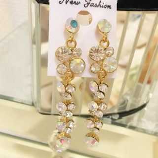 ビジュー ピアス(ピアス)