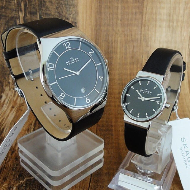 SKAGEN(スカーゲン)の【ペア腕時計】スカーゲン レディース メンズ シンプル 柔らかブラックレザー レディースのファッション小物(腕時計)の商品写真