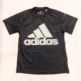 アディダス(adidas)のadidas アディダス Tシャツ(Tシャツ/カットソー(半袖/袖なし))