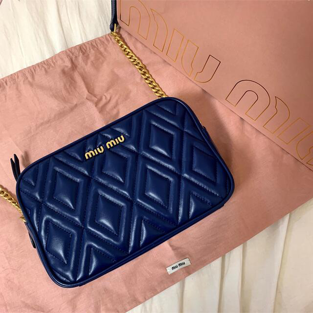 miumiu バッグレディース