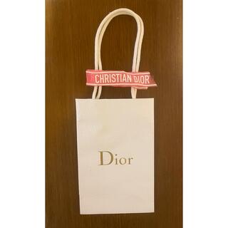 ディオール(Dior)のDior 紙袋　白色　クリスマスリボン付き(ショップ袋)