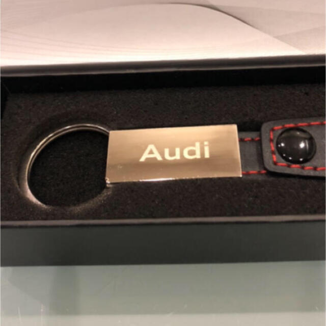 AUDI(アウディ)の【Audi】正規品 ★ キーリング メンズのファッション小物(キーホルダー)の商品写真