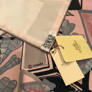 【新品未使用　タグ付き】エルメス　カレ90 スカーフ　ツイリー　ピンク