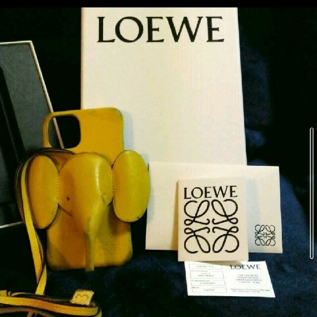 LOEWE(ロエベ)のLOEWE ロエベ iPhoneケース 11Proカバー ゾウ黄色 スマホ/家電/カメラのスマホアクセサリー(iPhoneケース)の商品写真