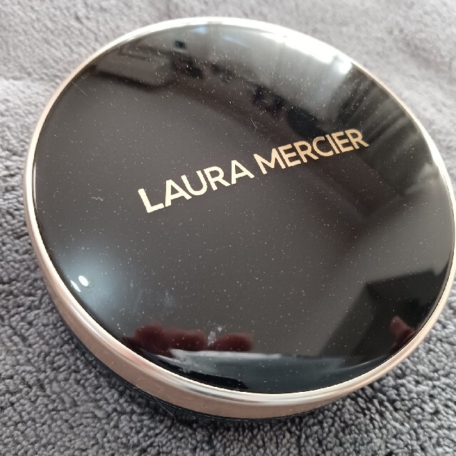 laura mercier(ローラメルシエ)のLauramercierクッションファンデケース コスメ/美容のメイク道具/ケアグッズ(ボトル・ケース・携帯小物)の商品写真