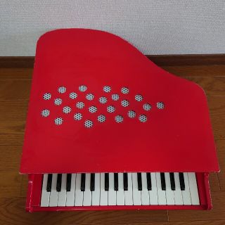 KAWAI ミニピアノ レッド(楽器のおもちゃ)