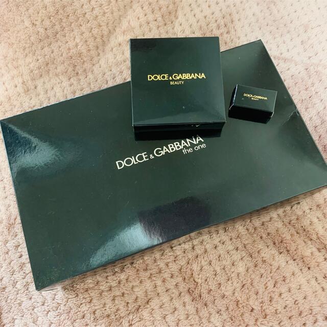 DOLCE&GABBANA(ドルチェアンドガッバーナ)の新品 未使用 ドルチェ&ガッバーナ  ポーチ ミラー キーホルダー レディースのファッション小物(ポーチ)の商品写真