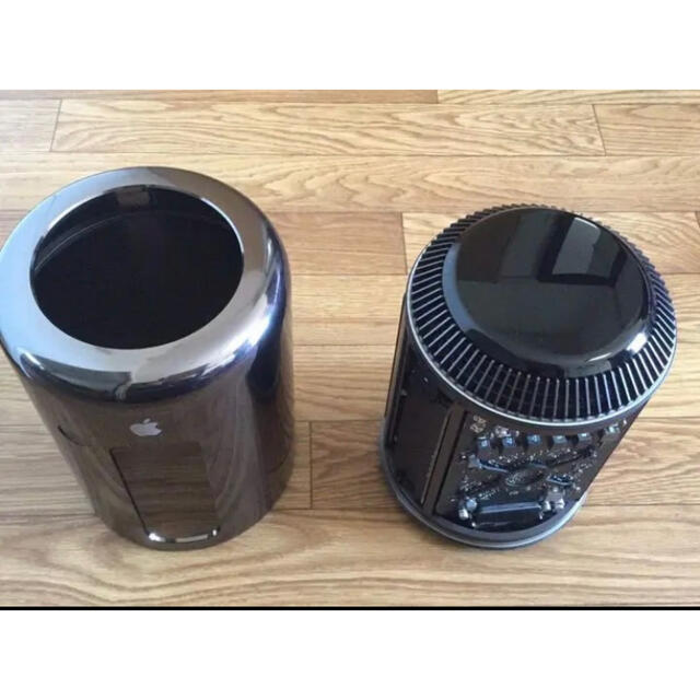 Mac (Apple)(マック)のMac Pro (Late 2013)  スマホ/家電/カメラのPC/タブレット(デスクトップ型PC)の商品写真