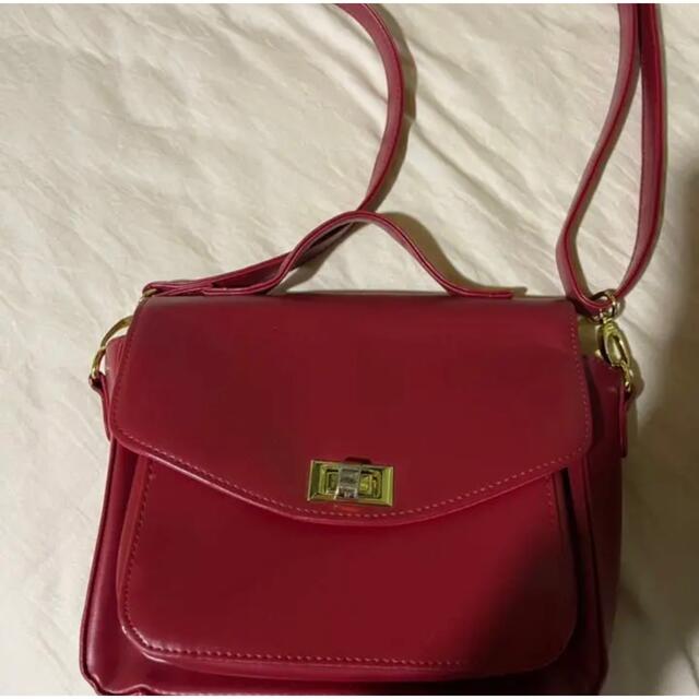BROWNY(ブラウニー)の赤のショルダーバック レディースのバッグ(ショルダーバッグ)の商品写真