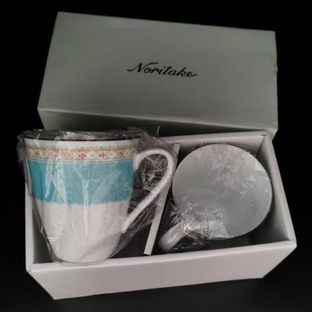 Noritake(ノリタケ)のノリタケ食器 ハミングブルー マグカップ2個セット インテリア/住まい/日用品のキッチン/食器(グラス/カップ)の商品写真