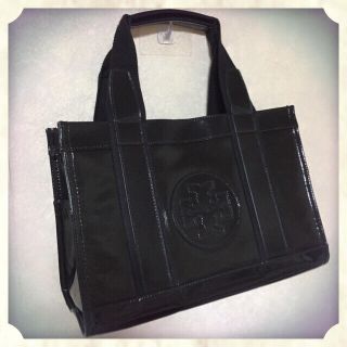 トリーバーチ(Tory Burch)の【Tory Burch】正規品★ナイロン撥水トートバッグ★ブラック(トートバッグ)