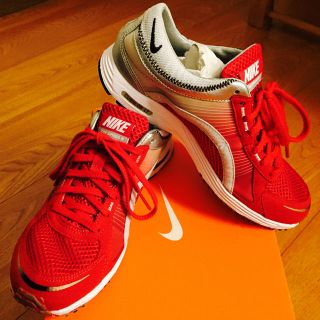 ナイキ(NIKE)のNIKEランニングシューズ(スニーカー)