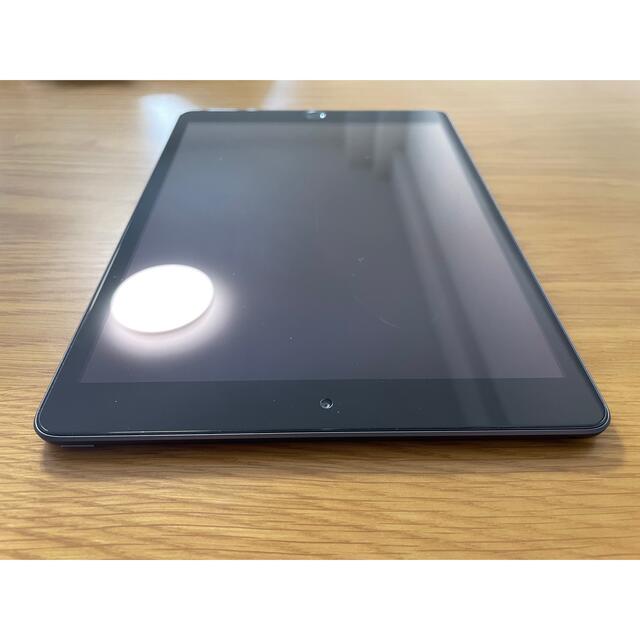 iPad(アイパッド)の美品　iPad 第7世代　32GB  スマホ/家電/カメラのPC/タブレット(タブレット)の商品写真