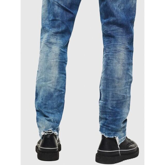 DIESEL JOGGJEANS 26 KROOLEY-T 19SS