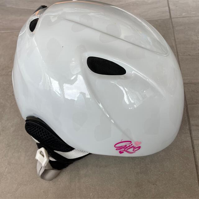 GIRO(ジロ)のキッズ　スキーヘルメット幼児〜小学生 スポーツ/アウトドアのスノーボード(アクセサリー)の商品写真