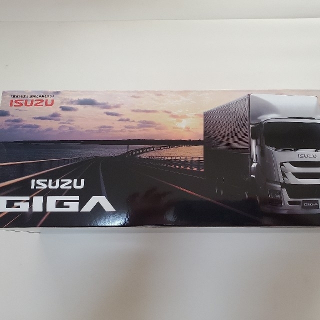 いすゞ GIGA トラック 模型の通販 by うり's shop|ラクマ いすゞ GIGA トラック 模型の通販 by うり's shop|ラクマ