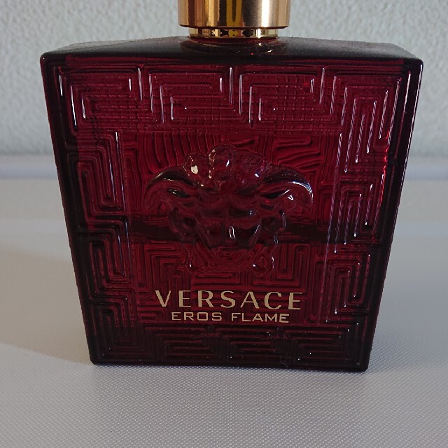 VERSACE(ヴェルサーチ)のヴェルサーチ　エロスフレイム コスメ/美容の香水(香水(男性用))の商品写真