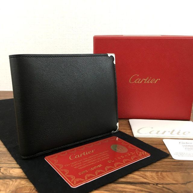 Cartier 二つ折り財布新品未使用