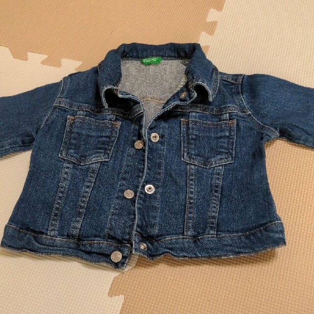 BENETTON(ベネトン)の子供服80   ジャケット80 キッズ/ベビー/マタニティのベビー服(~85cm)(ジャケット/コート)の商品写真