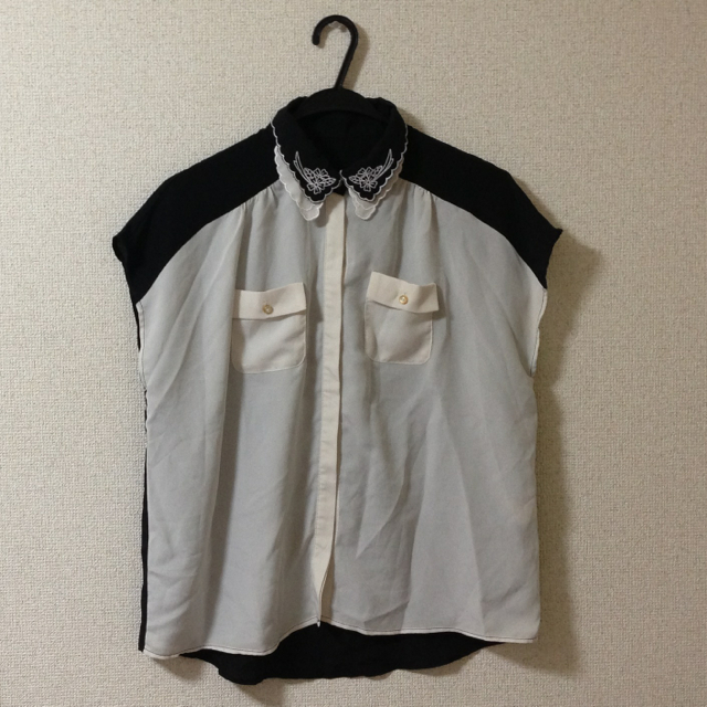 バイカラードルマンシフォンシャツ レディースのトップス(シャツ/ブラウス(半袖/袖なし))の商品写真