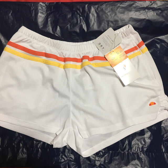 ellesse(エレッセ)のelesse エレッセ  ショートパンツ 新品未使用！ スポーツ/アウトドアのテニス(ウェア)の商品写真