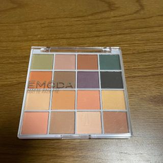 エモダ(EMODA)のEMODAアイシャドウ16色（雑誌付録）(ファッション)