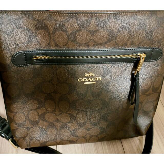 COACH(コーチ)のコーチ シグネチャー ショルダーバッグ レディースのバッグ(ショルダーバッグ)の商品写真