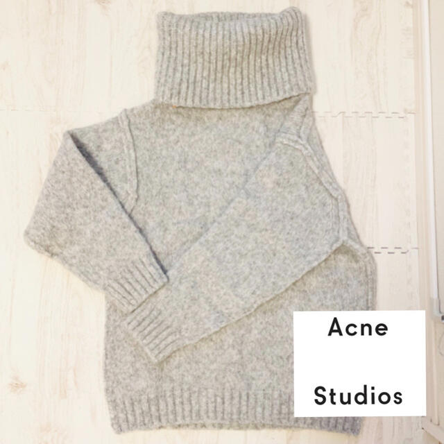 アクネストゥディオズ acne studiosタートルネックニットアイボリー