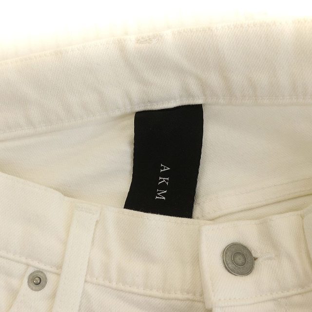 AKM(エイケイエム)のエーケーエム デニムパンツ スキニー ダメージ加工 M オフホワイト P189 メンズのパンツ(デニム/ジーンズ)の商品写真