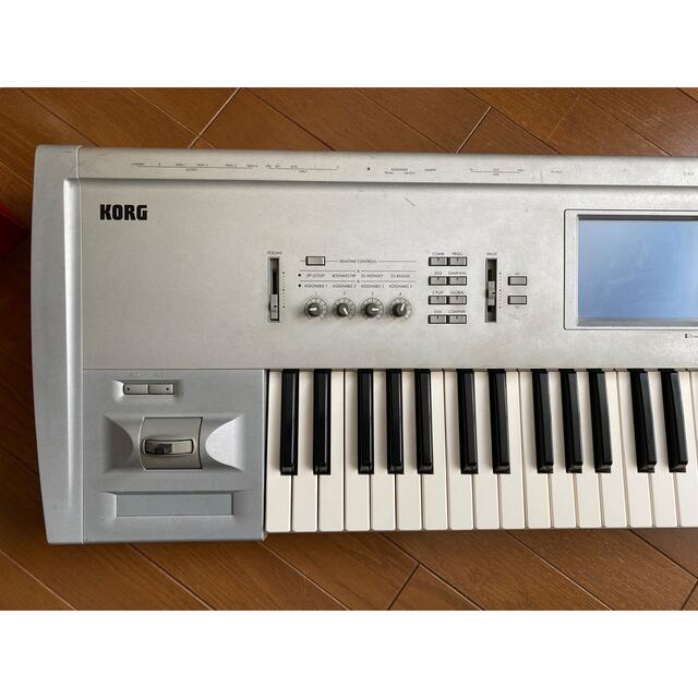 KORG TRITON シンセサイザー ジャンク KORG TRITON シンセサイザー ジャンク