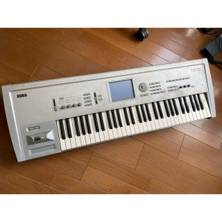 KORG TRITON シンセサイザー ジャンク の通販 by birds and bugs|ラクマ