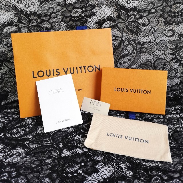 LOUIS VUITTON(ルイヴィトン)の新品未使用・ルイヴィトン 長財布 マイケルコース ハリーウィンストン クロエ レディースのファッション小物(キーケース)の商品写真