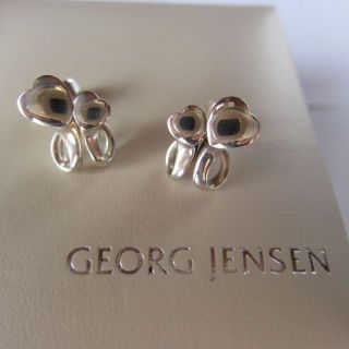 ジョージジェンセン(Georg Jensen)のミント様専用：【新品】ジョージ・ジェンセン　 ダブルハート・ピアス　(ピアス)