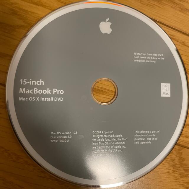 Mac (Apple)(マック)のMacBook Pro 2009 15-inch スマホ/家電/カメラのPC/タブレット(ノートPC)の商品写真