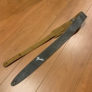 フェンダー(Fender)のFender DISTRESSED LEATHER STRAPS(常田大希使用)(ストラップ)