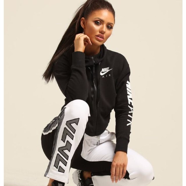NIKE - 新品☆NIKE AIR ショートパーカー(XL)の通販 by Bobuuu's NIKE - 新品☆NIKE AIR ショートパーカー(XL)の通販 by Bobuuu's