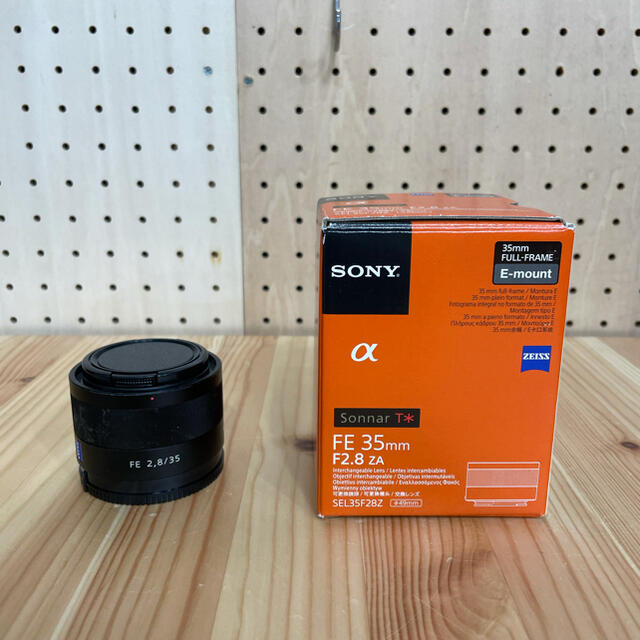 Carl Zeiss SONY 35mm F2.8 一眼レフ用レンズ