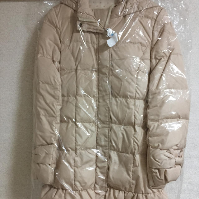 lily27さん 専用 ロングコート ベージュ レディースのジャケット/アウター(ダウンコート)の商品写真